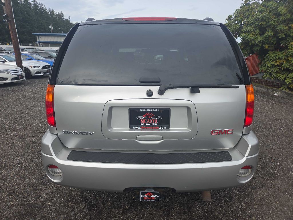 2008 GMC Envoy Image 7