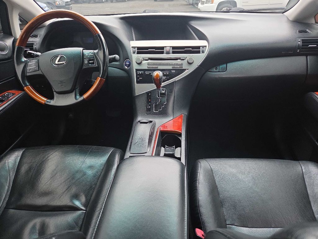 2010 Lexus RX 450h Image 11