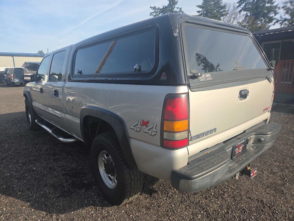 2005 GMC Sierra 2500 Image 6