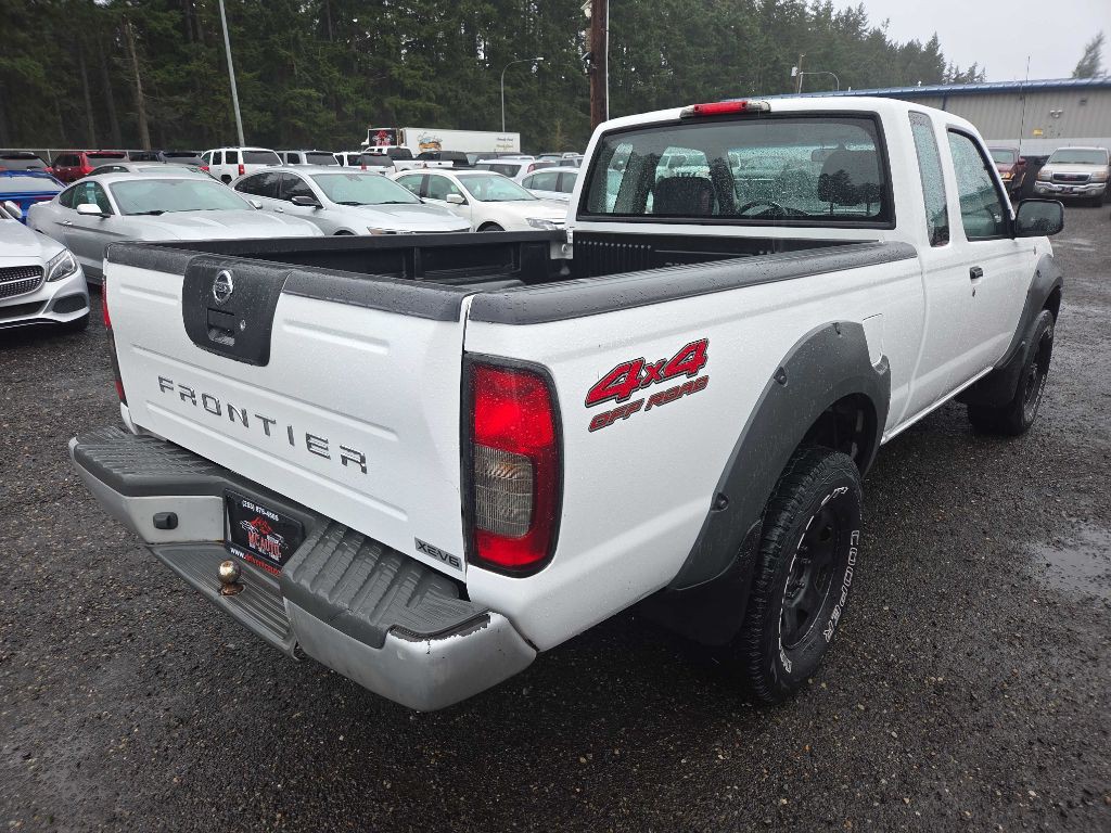 2004 Nissan Frontier Image 8