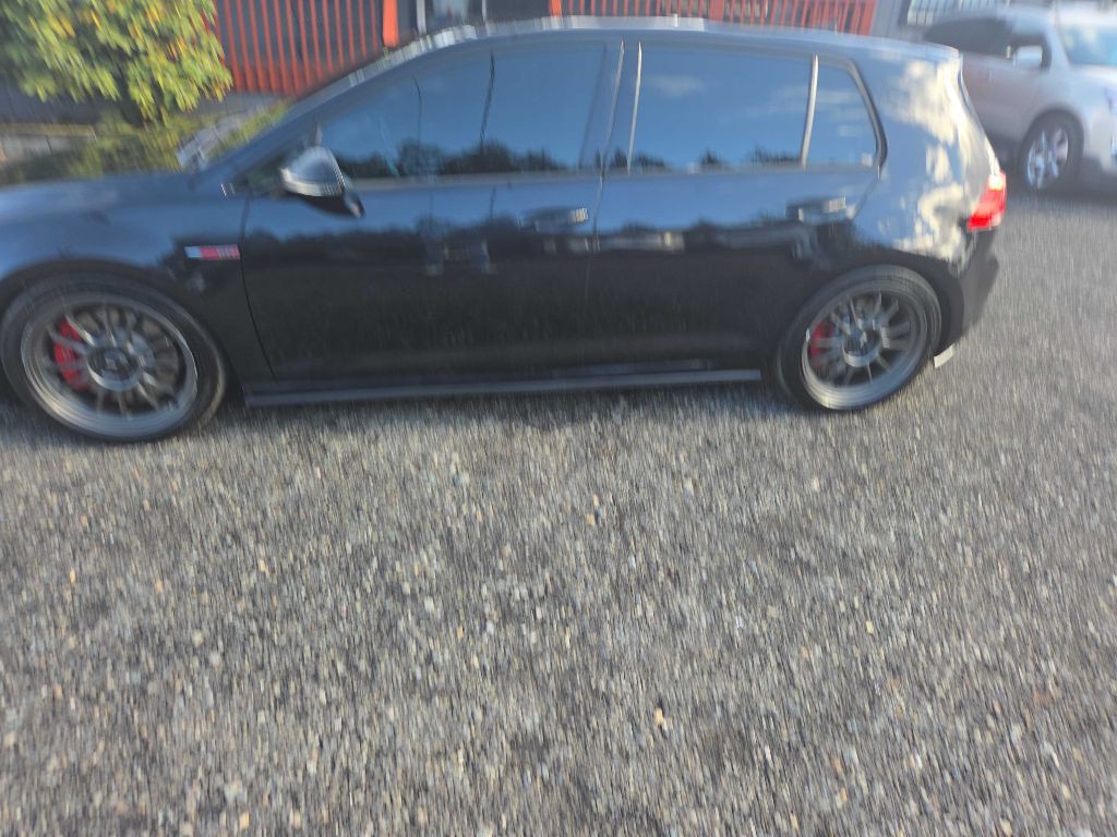 2015 Volkswagen GTI Image 5