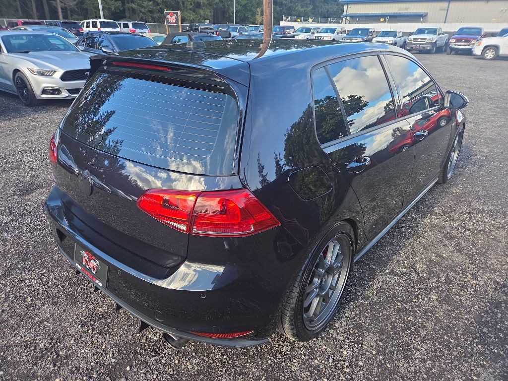 2015 Volkswagen GTI Image 8