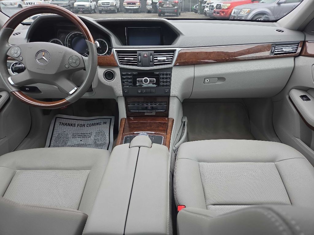 2012 Mercedes-Benz E-Class Image 10