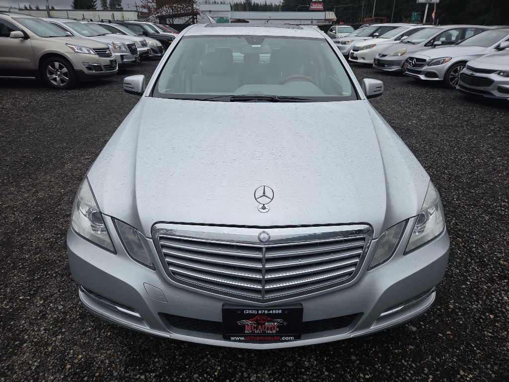 2012 Mercedes-Benz E-Class Image 3