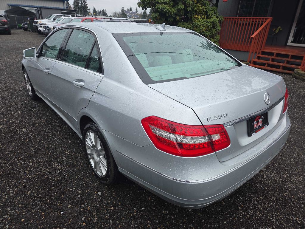 2012 Mercedes-Benz E-Class Image 6