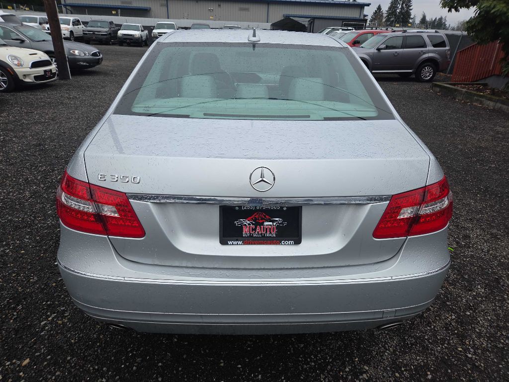 2012 Mercedes-Benz E-Class Image 7