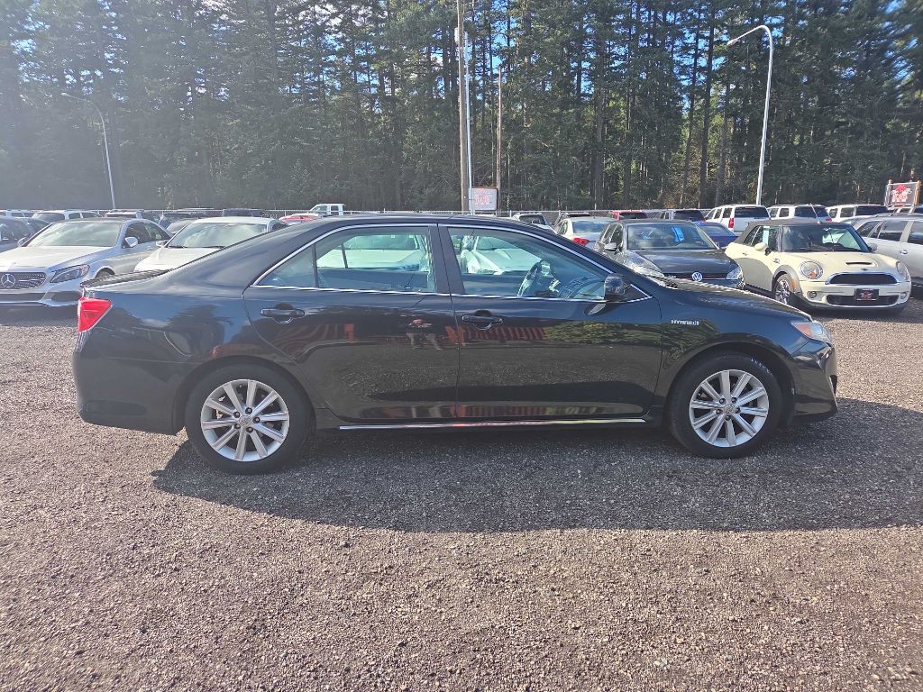 2012 Toyota Camry Image 1