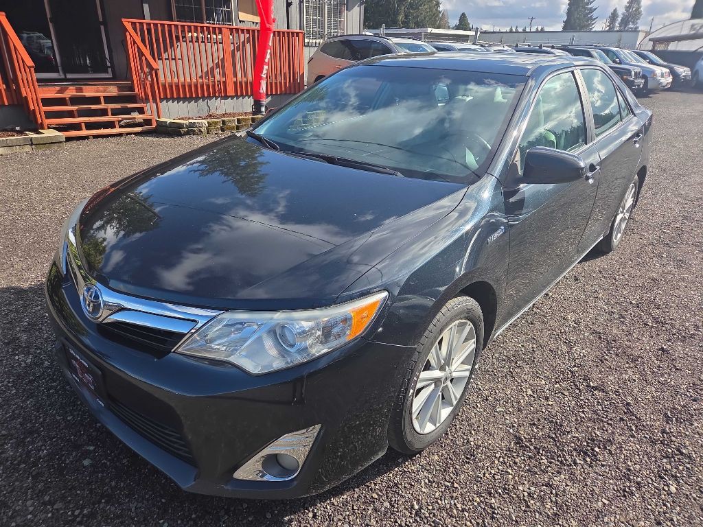 2012 Toyota Camry Image 4