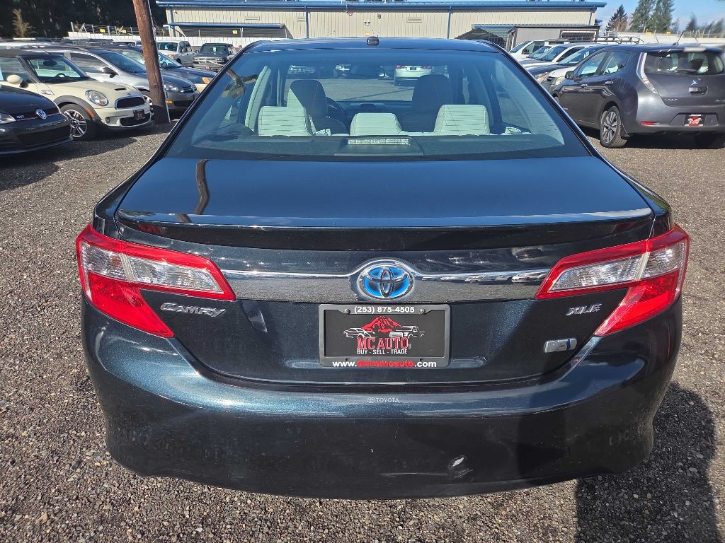 2012 Toyota Camry Image 7