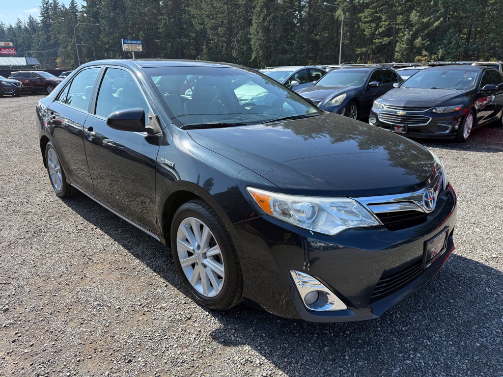2012 Toyota Camry Image 2