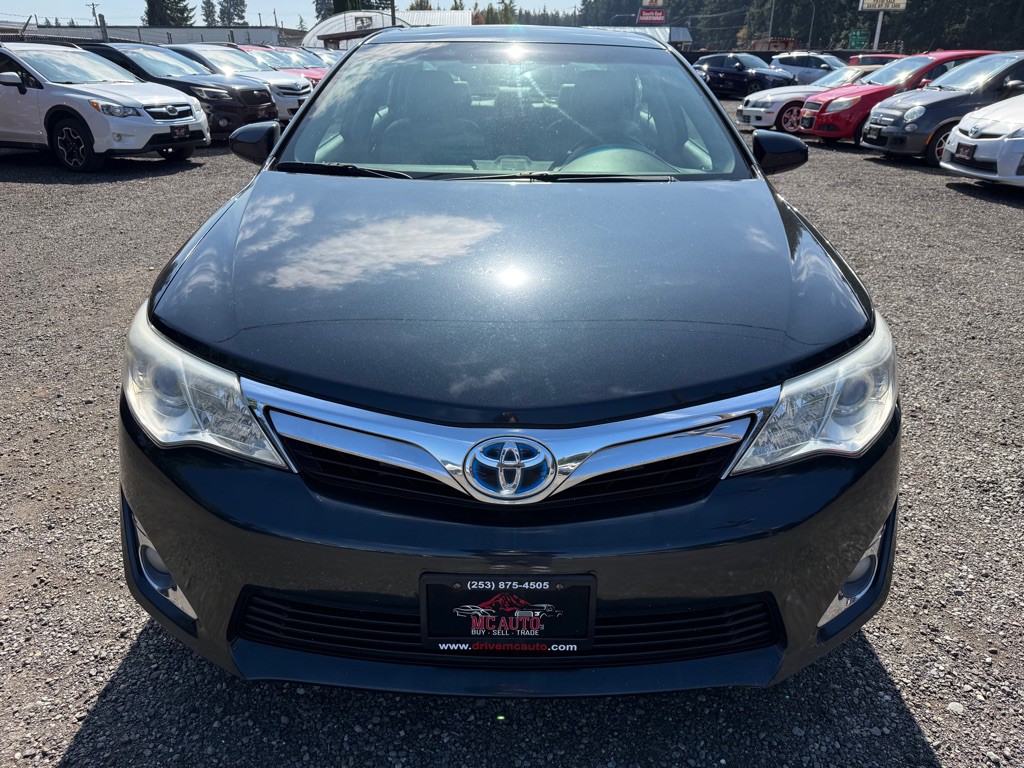 2012 Toyota Camry Image 3
