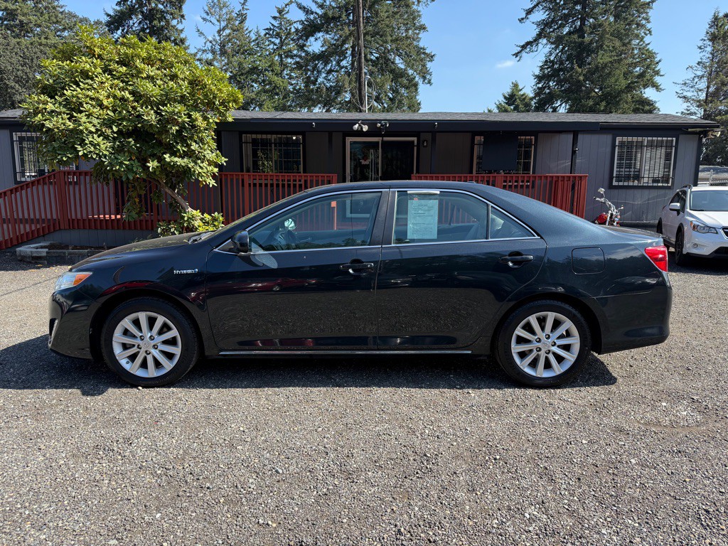 2012 Toyota Camry Image 5