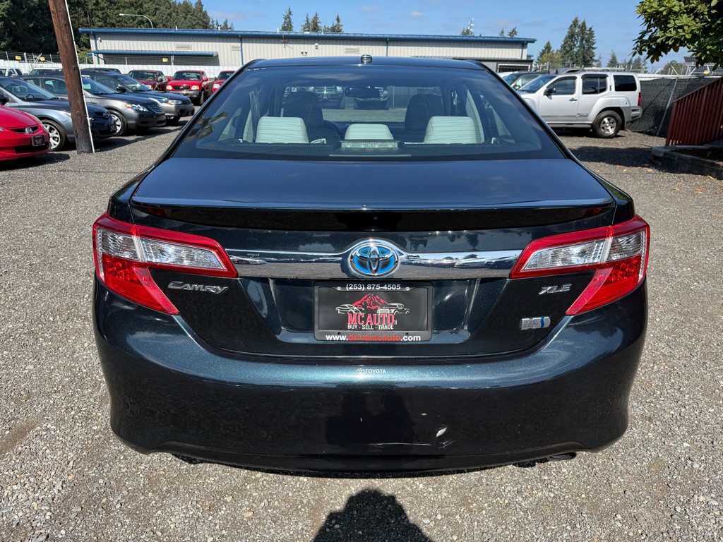 2012 Toyota Camry Image 7