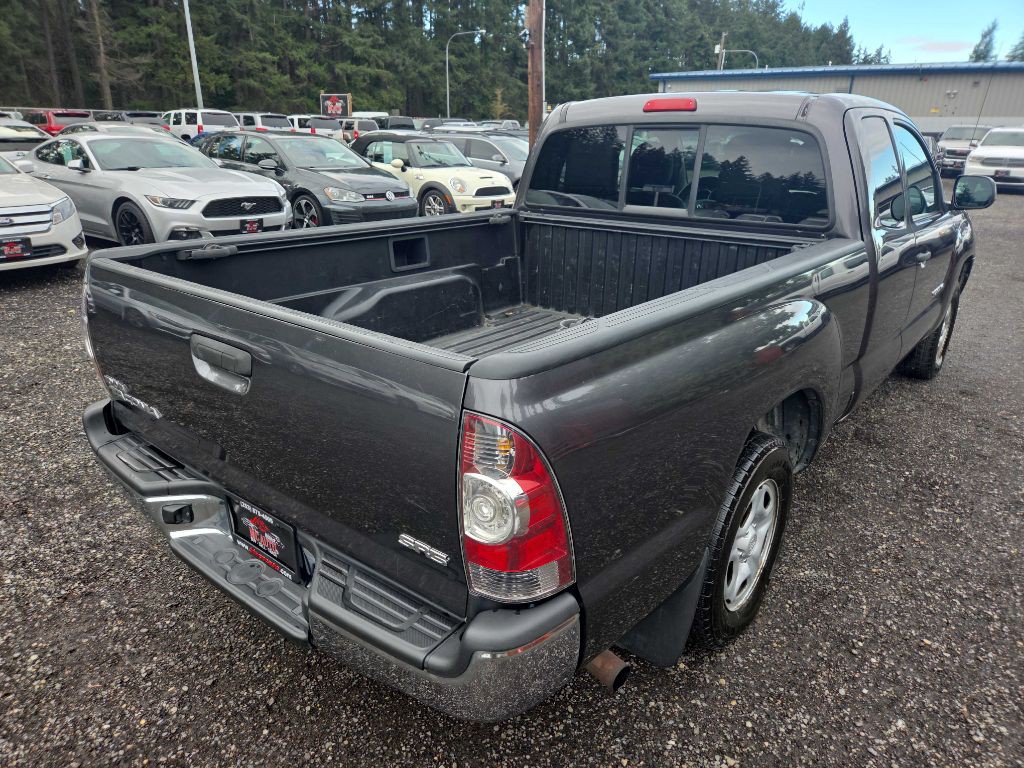 2011 Toyota Tacoma Image 9