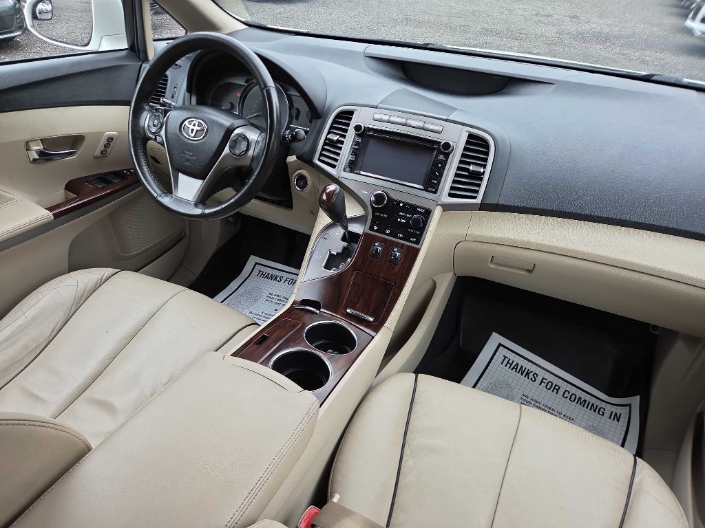 2013 Toyota Venza Image 9