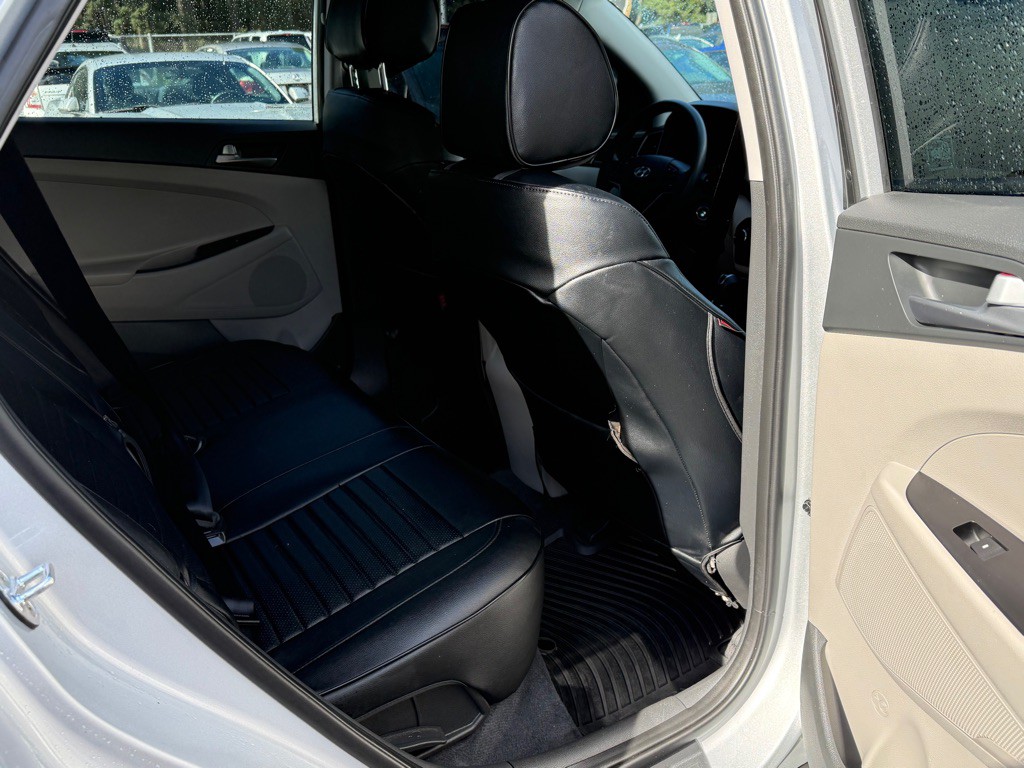 2017 Hyundai Tucson Image 13