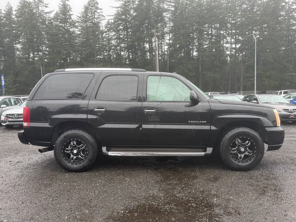 2003 Cadillac Escalade Image 1