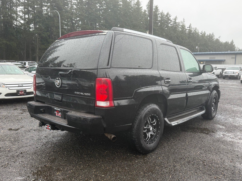 2003 Cadillac Escalade Image 8