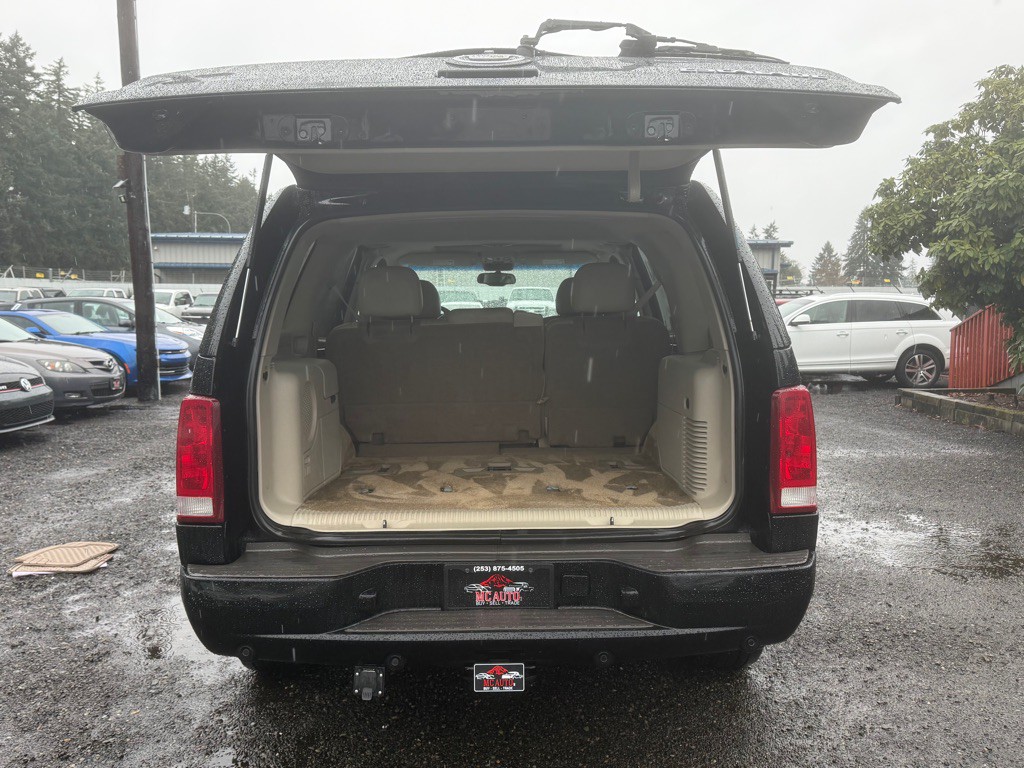2003 Cadillac Escalade Image 11