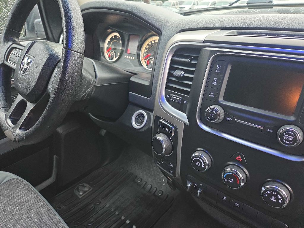 2017 RAM 1500 Image 12