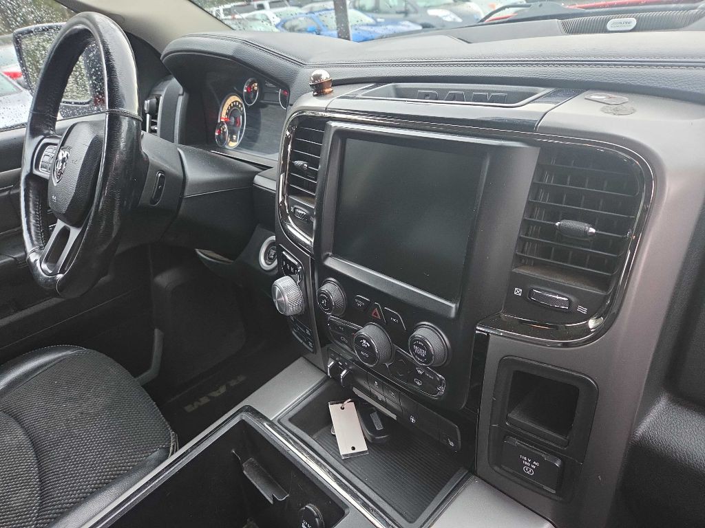 2014 RAM 1500 Image 9