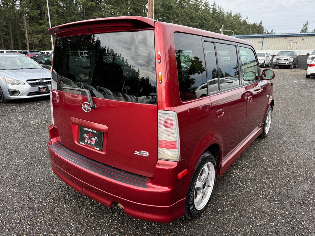 2006 Scion xB Image 8