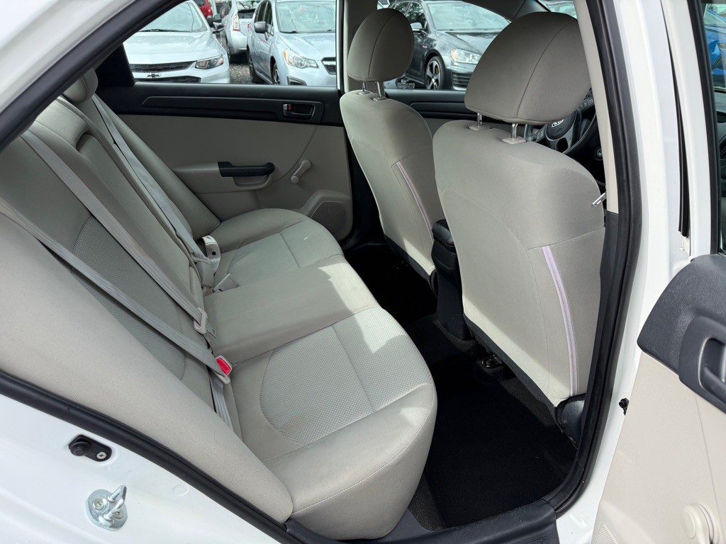2012 Kia Forte Image 12