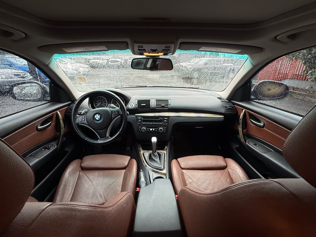 2010 BMW 1 Series Image 13