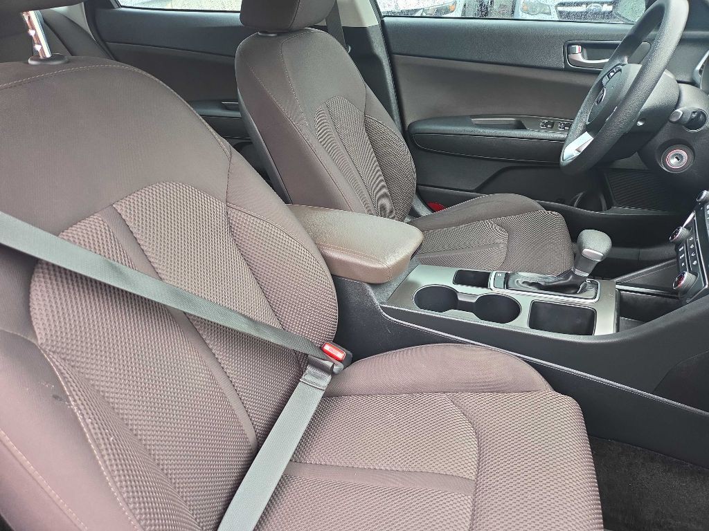 2019 Kia Optima Image 10