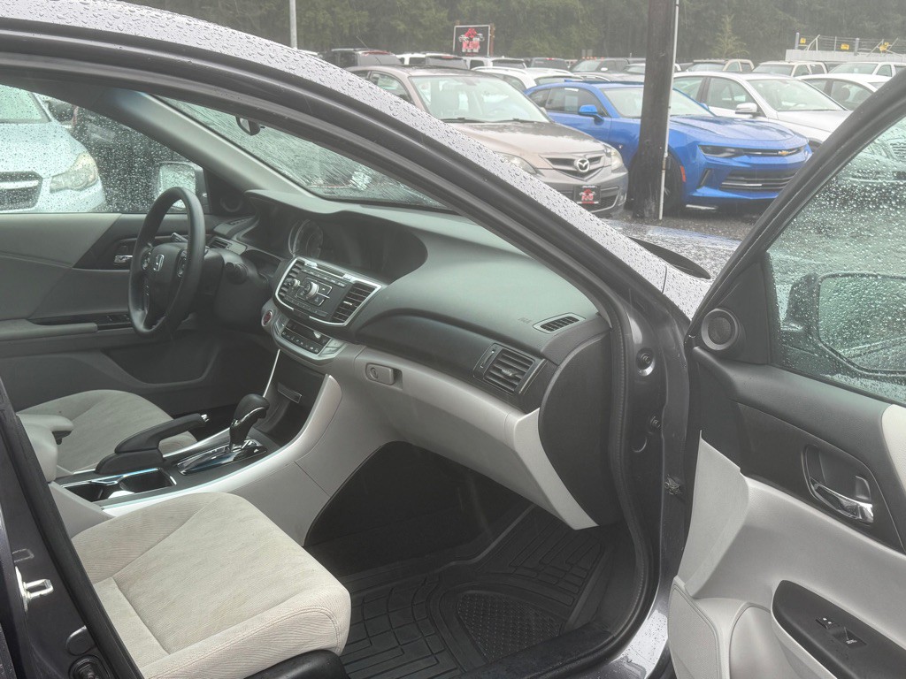 2013 Honda Accord Image 12