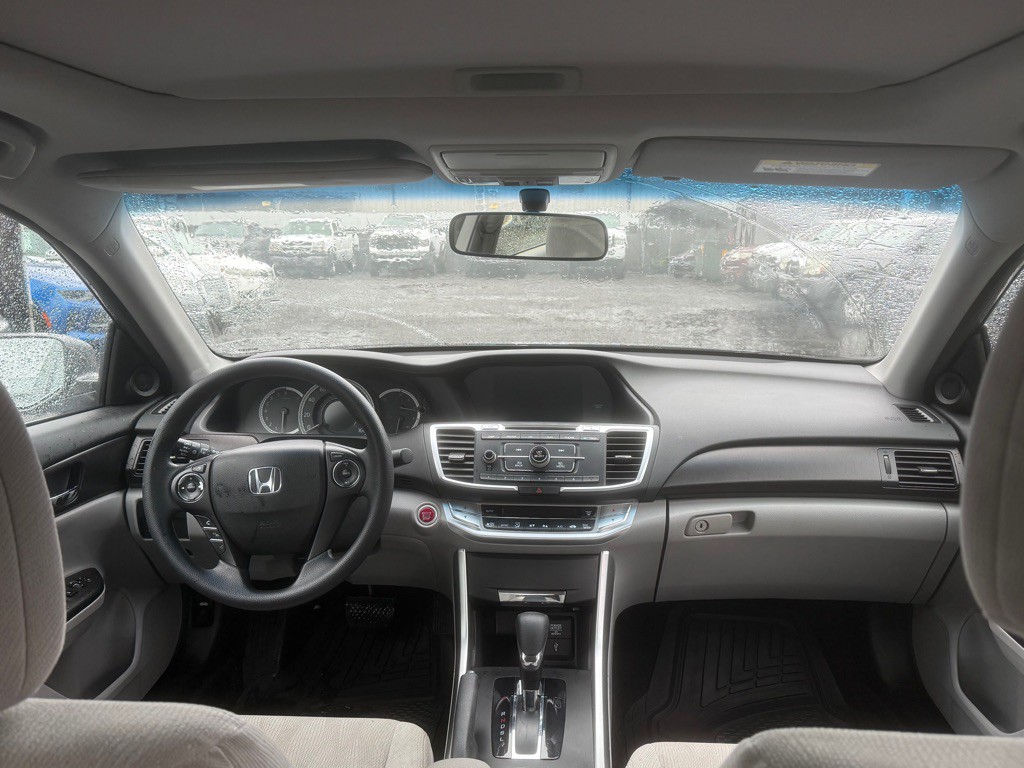 2013 Honda Accord Image 13