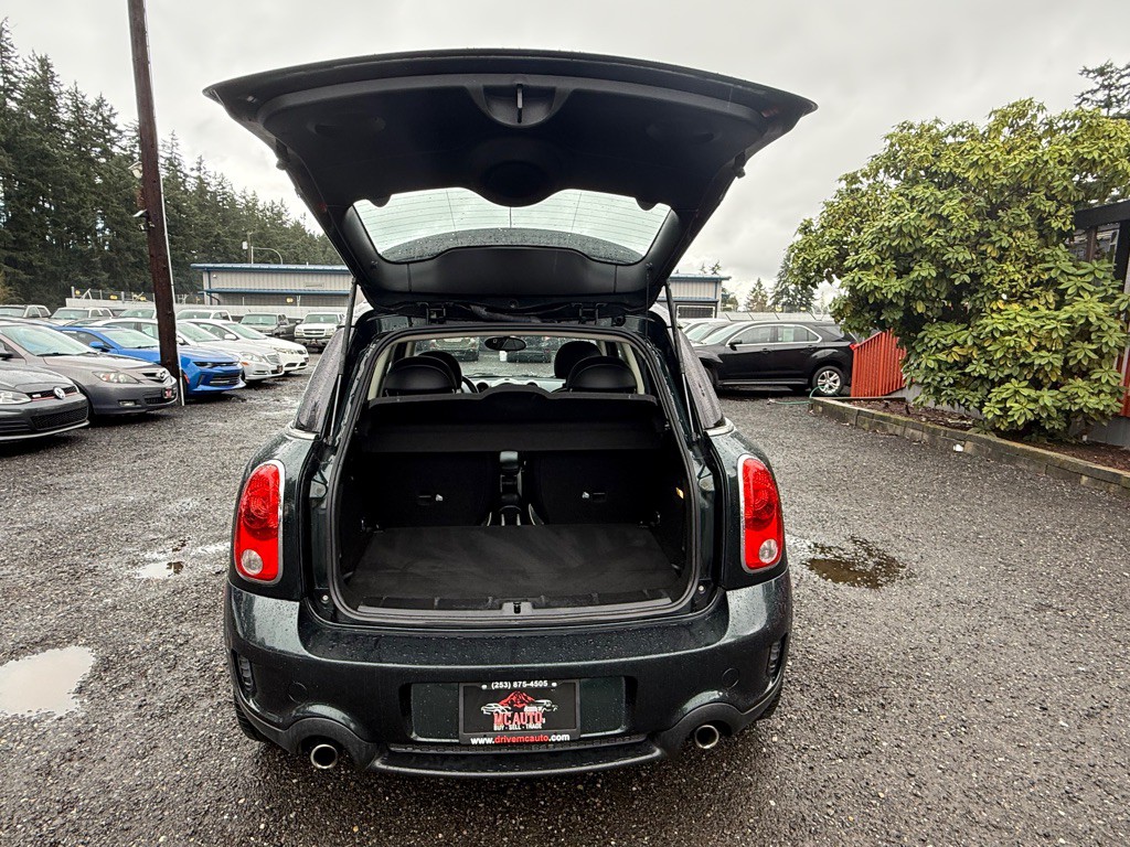 2012 MINI Countryman Image 11