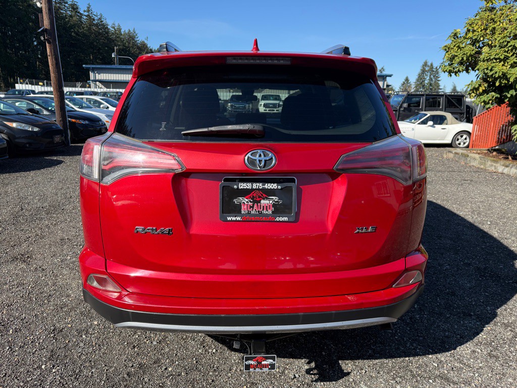 2017 Toyota Rav4 Image 7