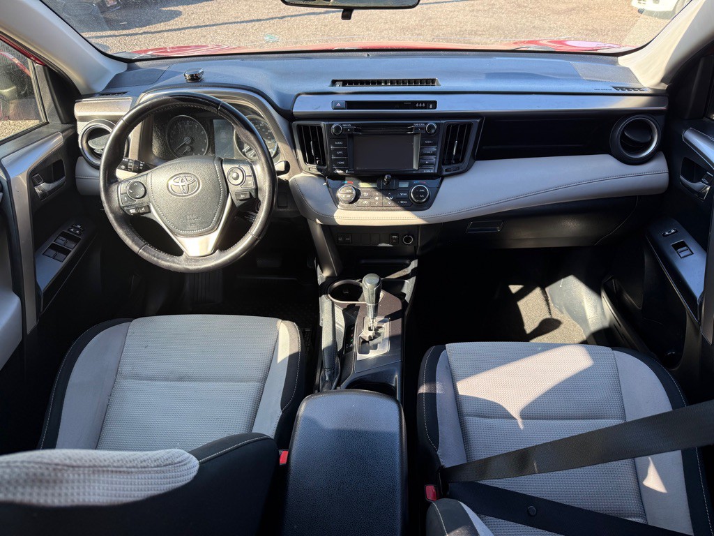 2017 Toyota Rav4 Image 14