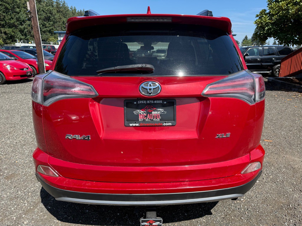2017 Toyota Rav4 Image 7