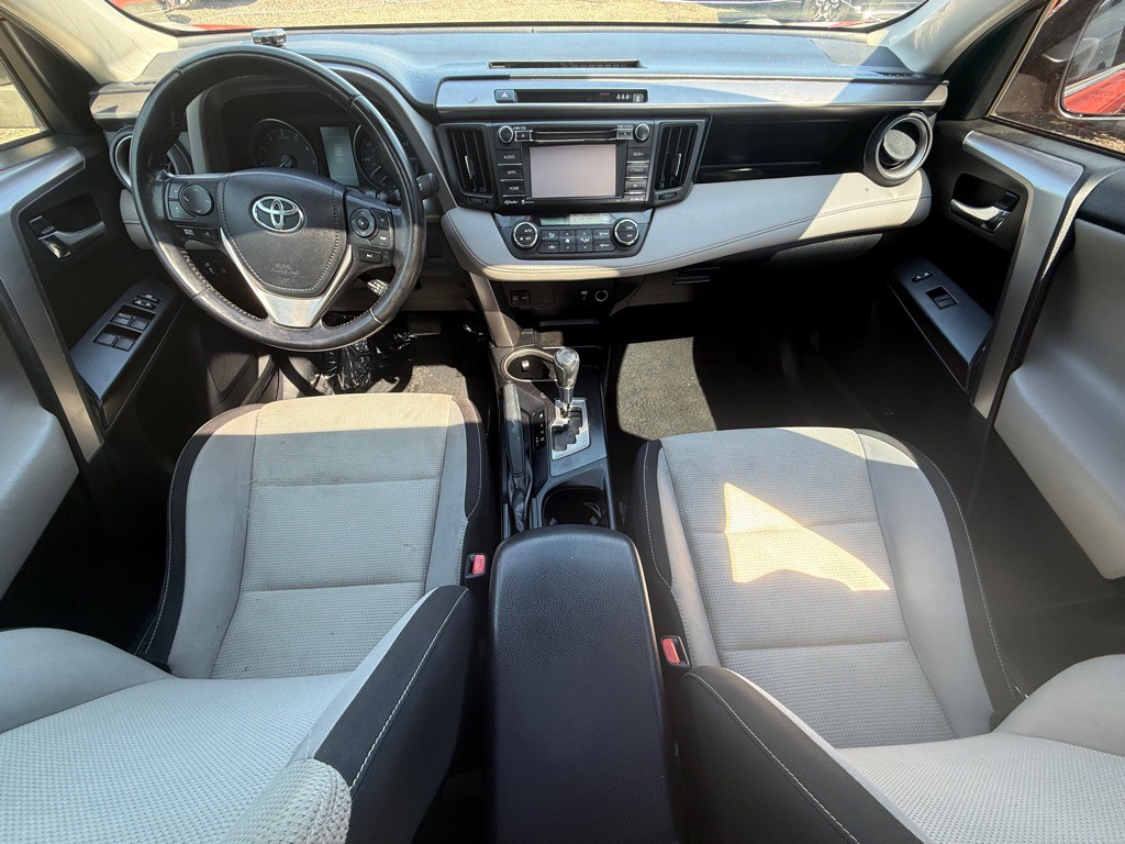 2017 Toyota Rav4 Image 14
