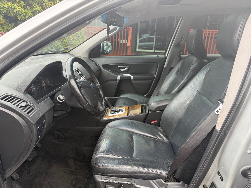 2008 Volvo XC90 Image 9