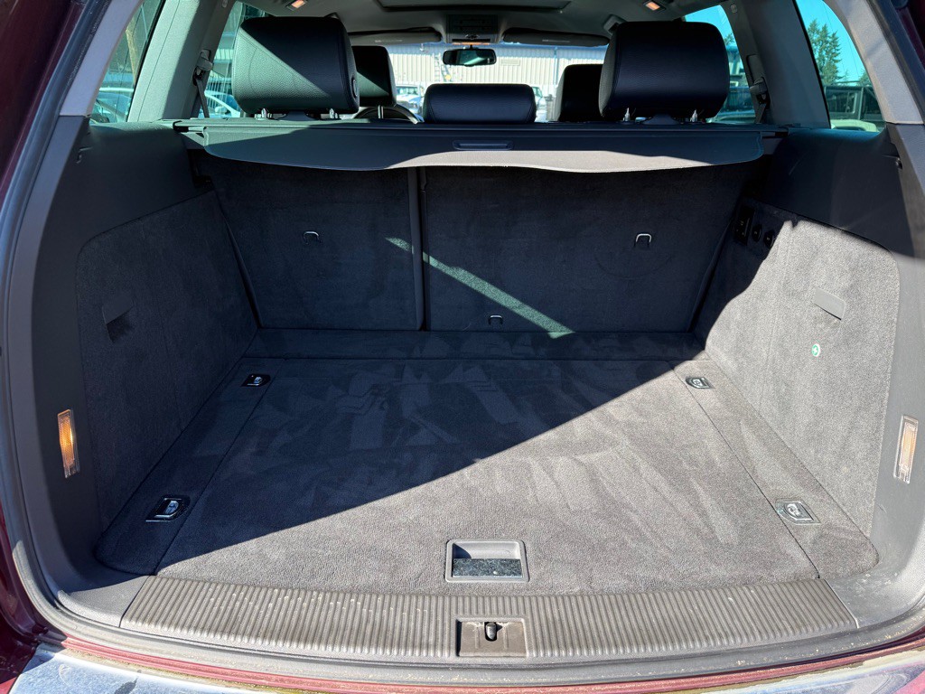 2008 Volkswagen Touareg Image 12