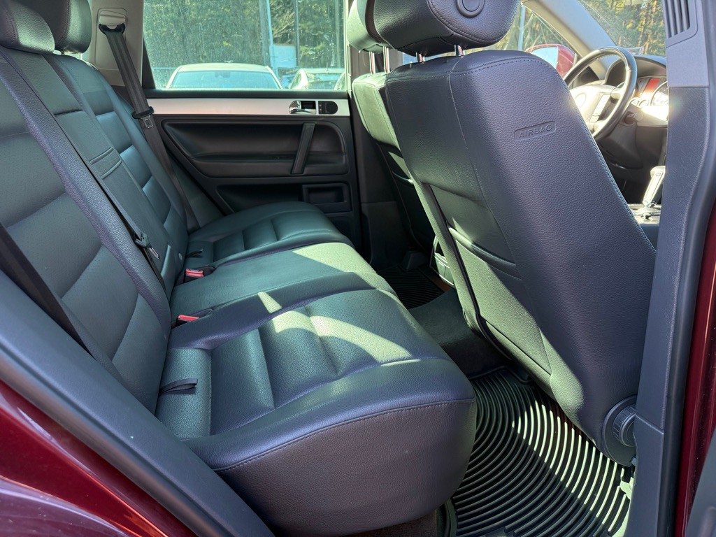 2008 Volkswagen Touareg Image 13