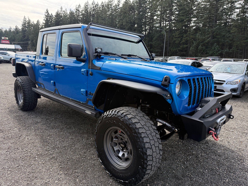 2021 Jeep Gladiator Image 2