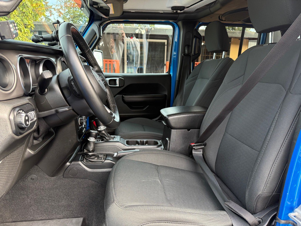 2021 Jeep Gladiator Image 9