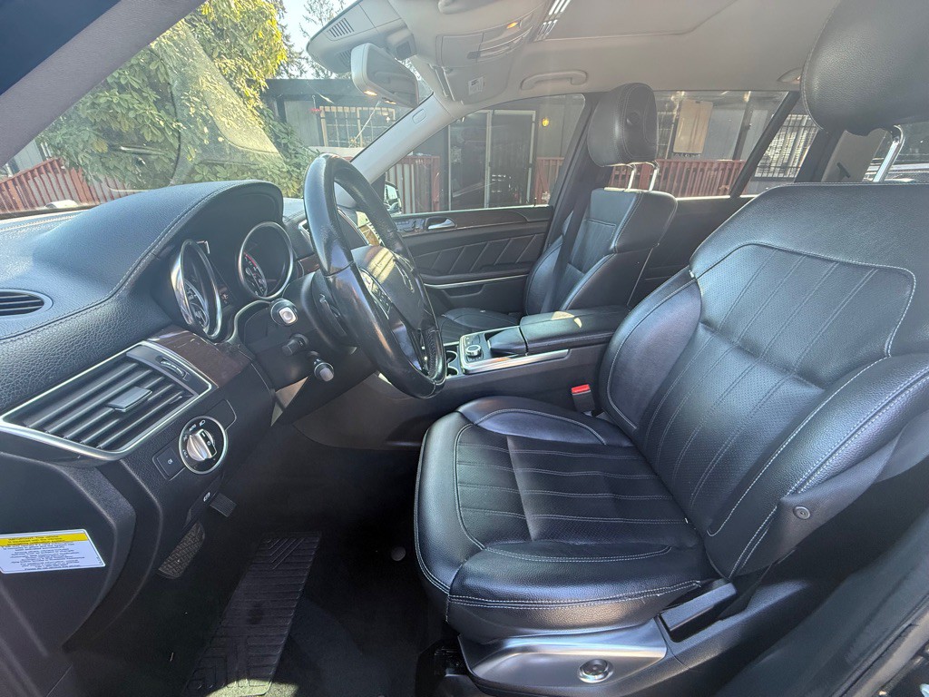 2013 Mercedes-Benz GL-Class Image 9