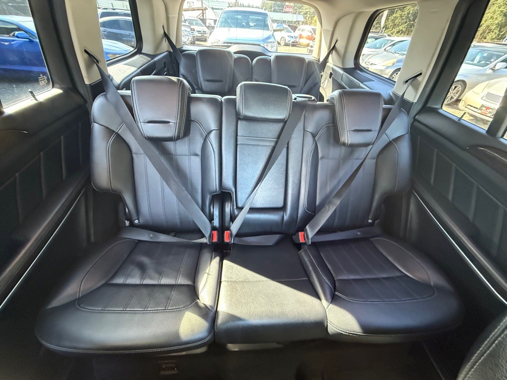 2013 Mercedes-Benz GL-Class Image 15