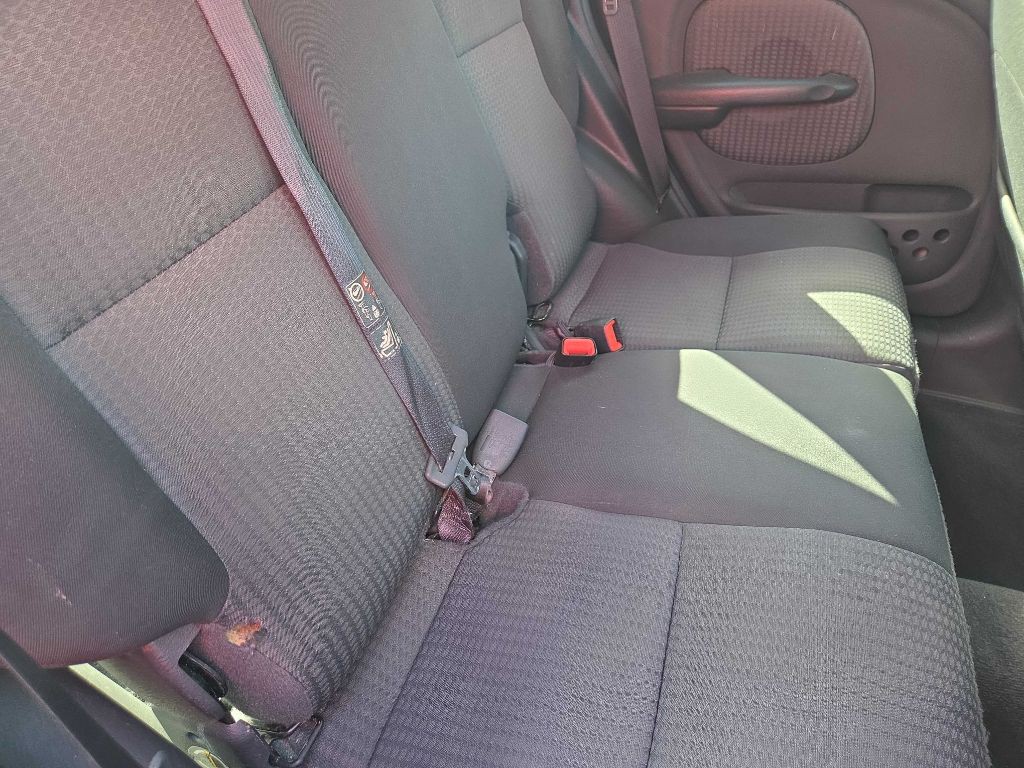 2005 Chrysler PT Cruiser Image 11