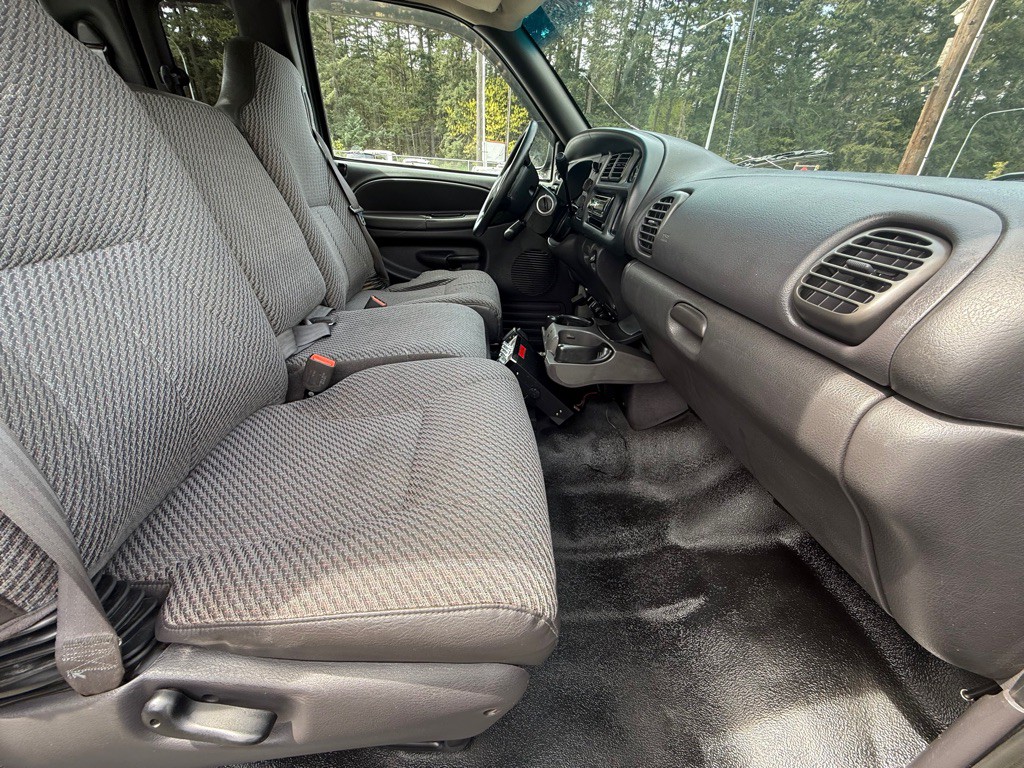 2001 Dodge Ram 2500 Image 11