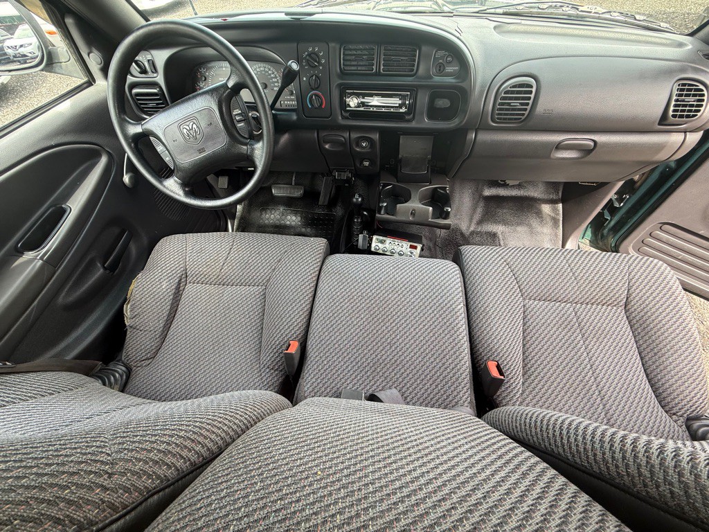 2001 Dodge Ram 2500 Image 12