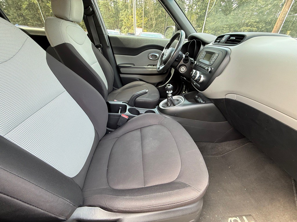 2015 Kia Soul Image 14