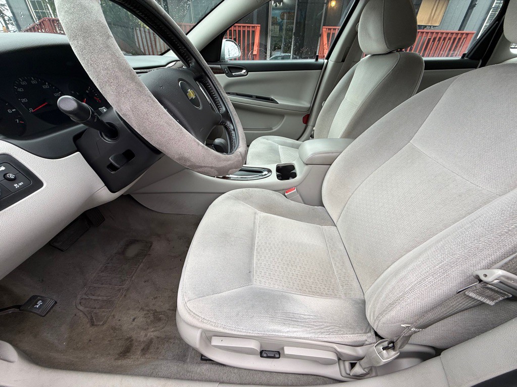 2012 Chevrolet Impala Image 9