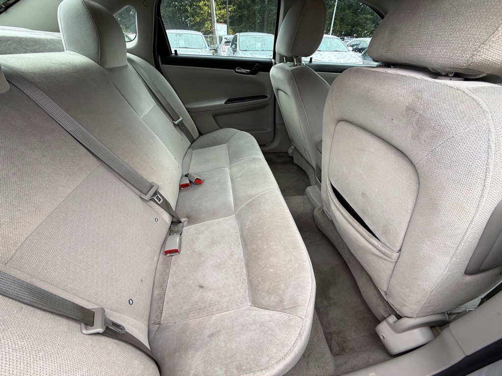 2012 Chevrolet Impala Image 11