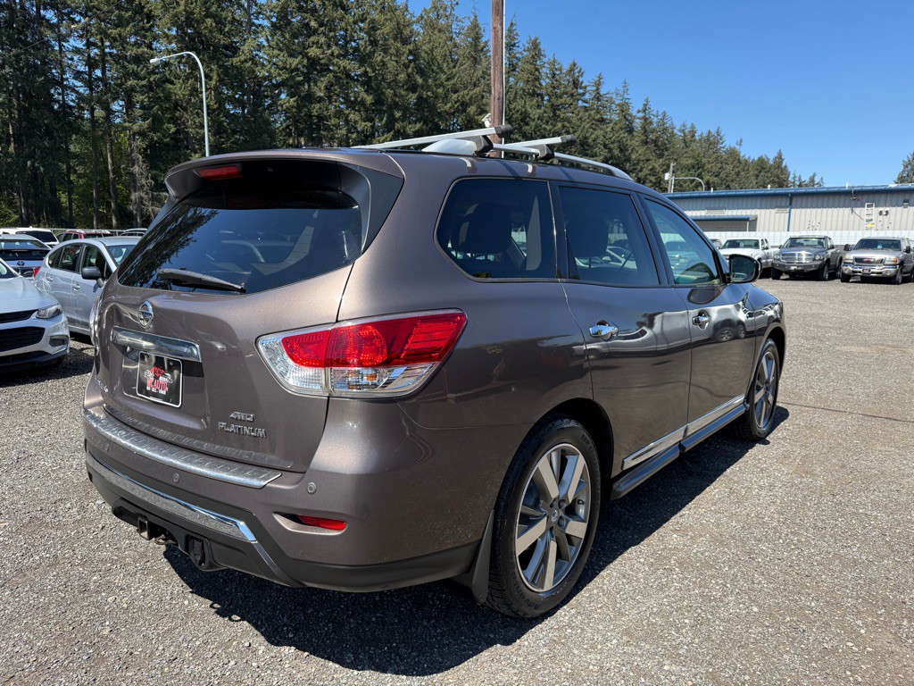 2015 Nissan Pathfinder Image 8